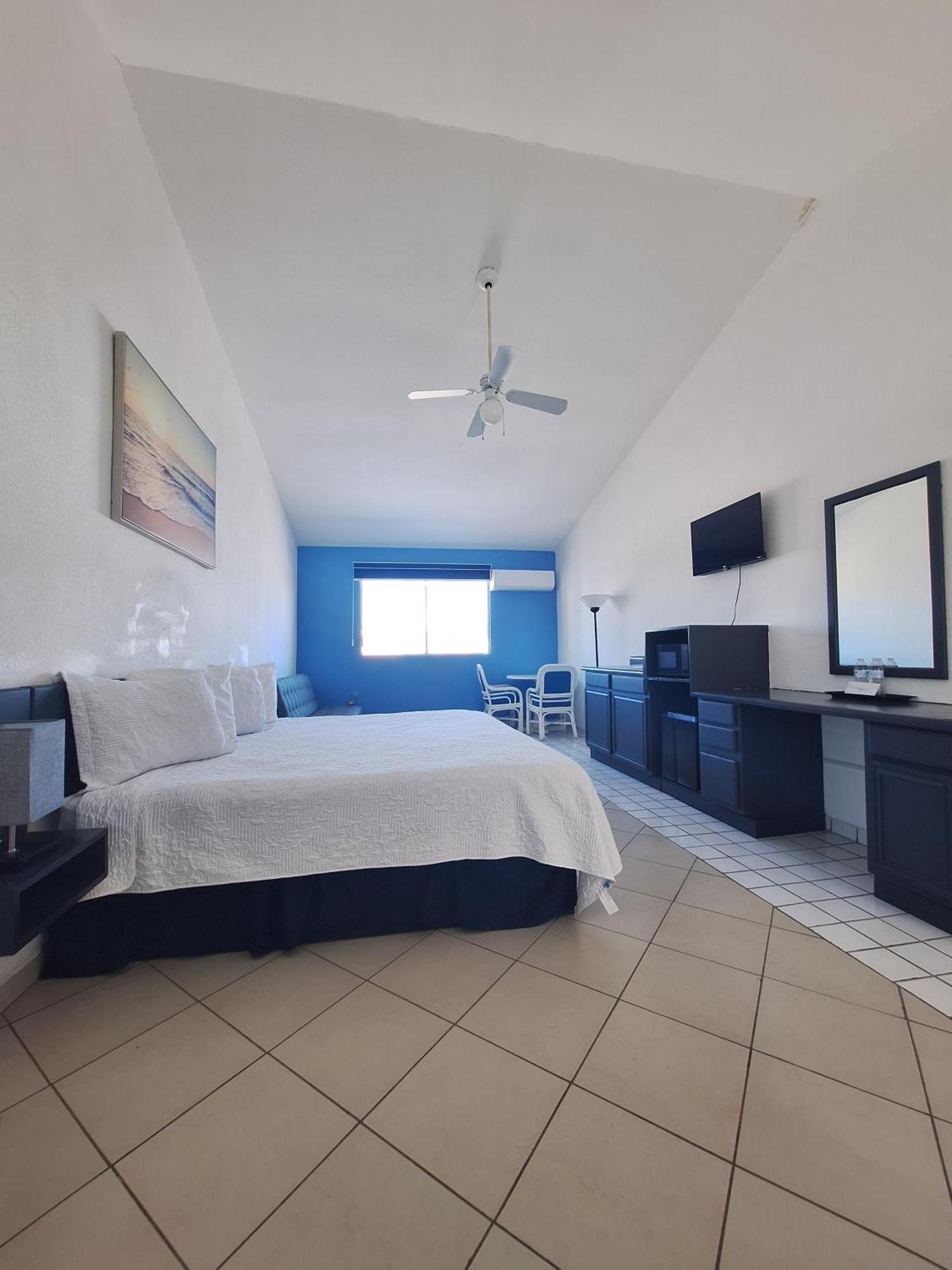 Playa Inn Rocky Point Bagian luar foto