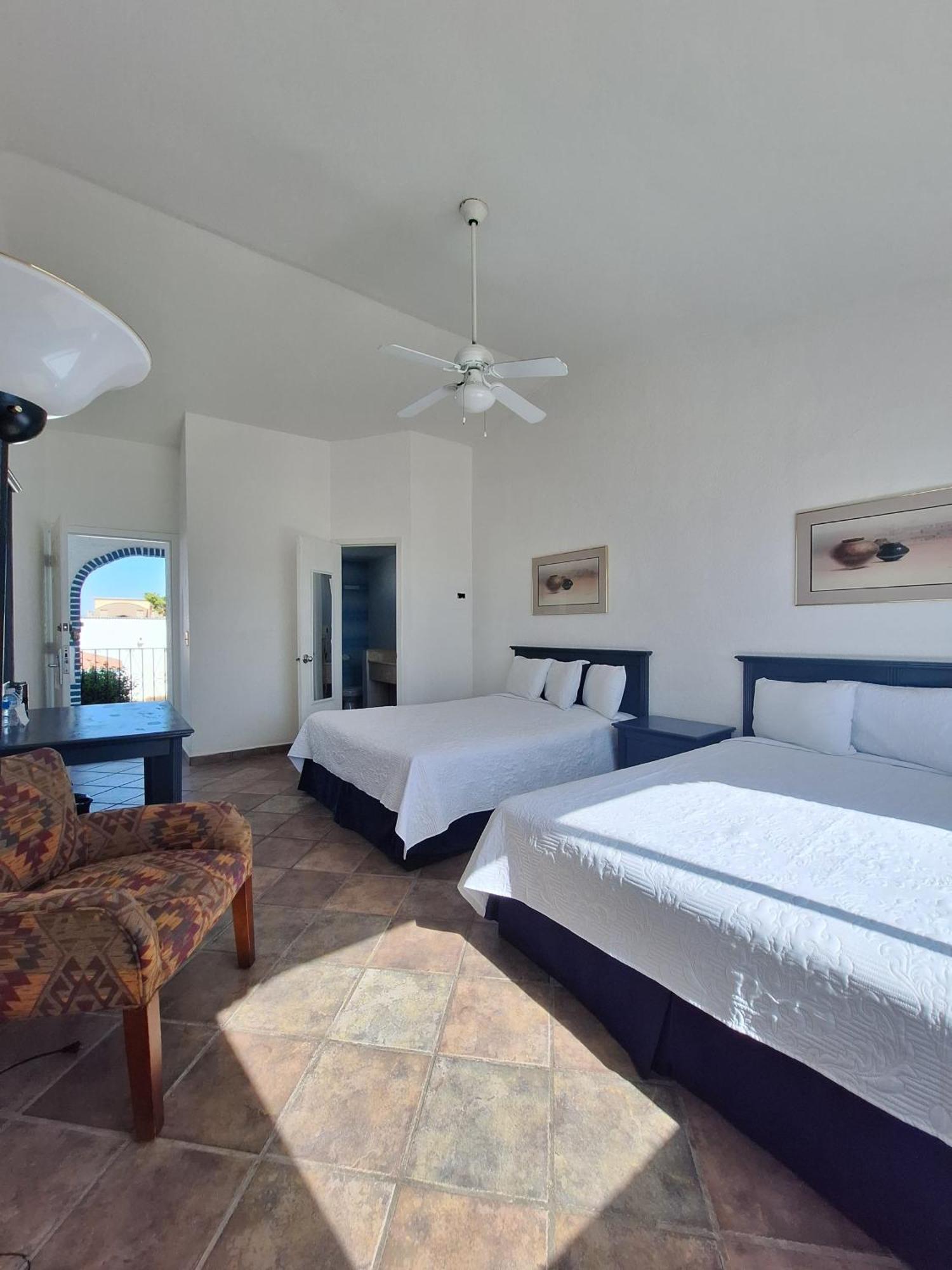 Playa Inn Rocky Point Bagian luar foto